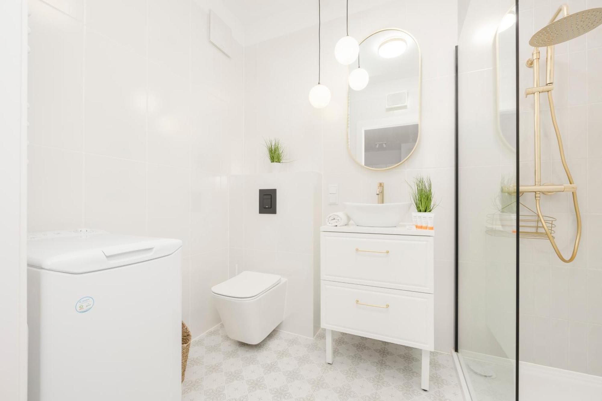 Modern Apartment With Balcony Near Aleje Jerozolimskie By Noclegi Renters Varsóvia Exterior foto