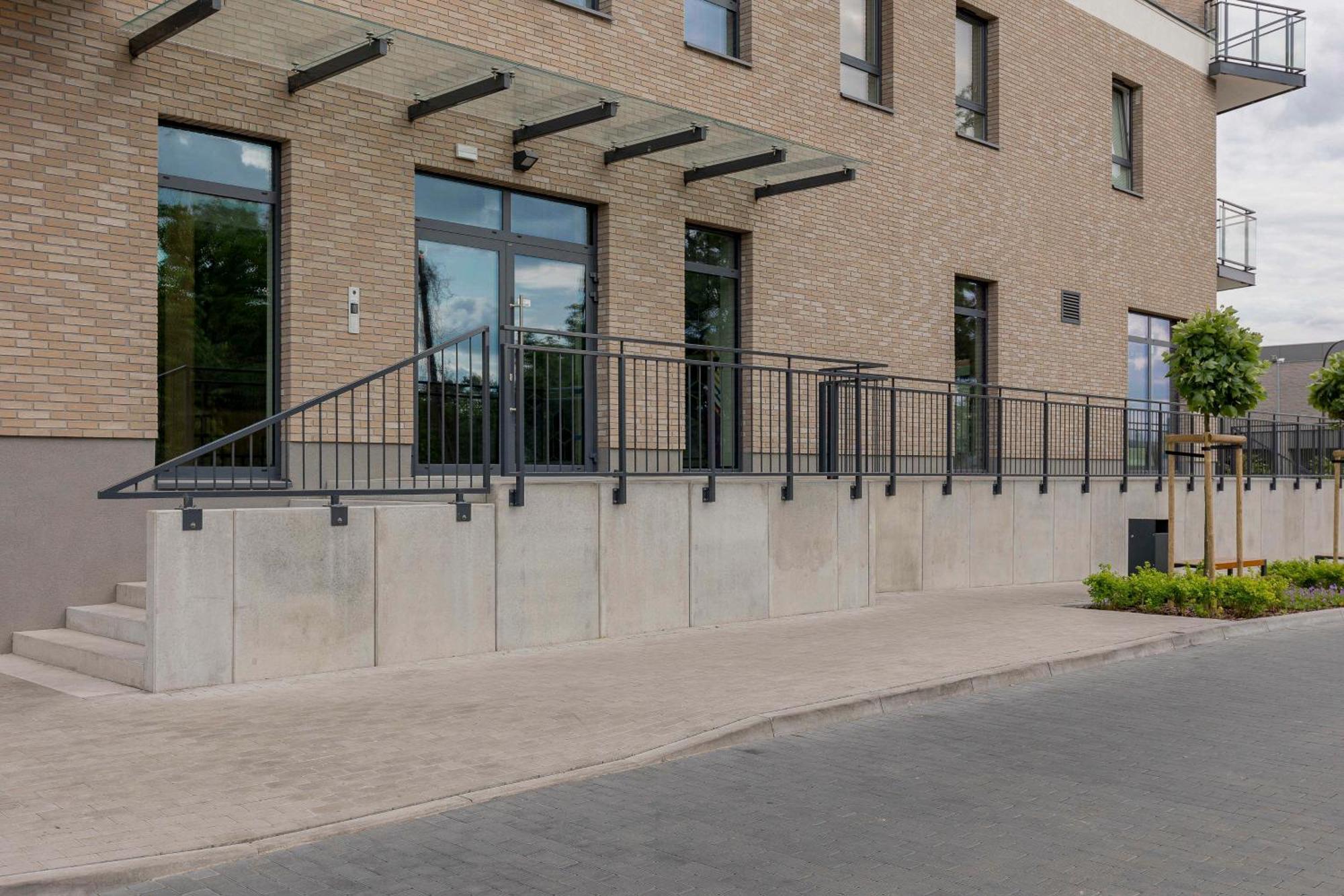 Modern Apartment With Balcony Near Aleje Jerozolimskie By Noclegi Renters Varsóvia Exterior foto