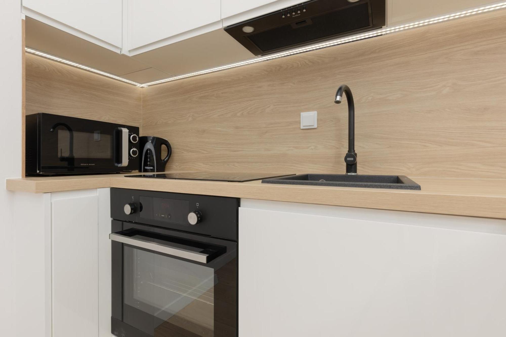 Modern Apartment With Balcony Near Aleje Jerozolimskie By Noclegi Renters Varsóvia Exterior foto