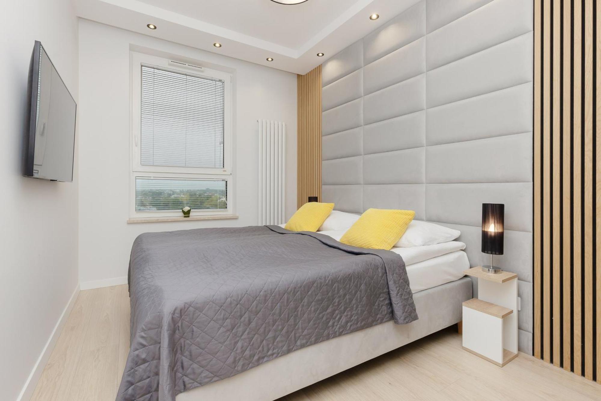 Modern Apartment With Balcony Near Aleje Jerozolimskie By Noclegi Renters Varsóvia Exterior foto